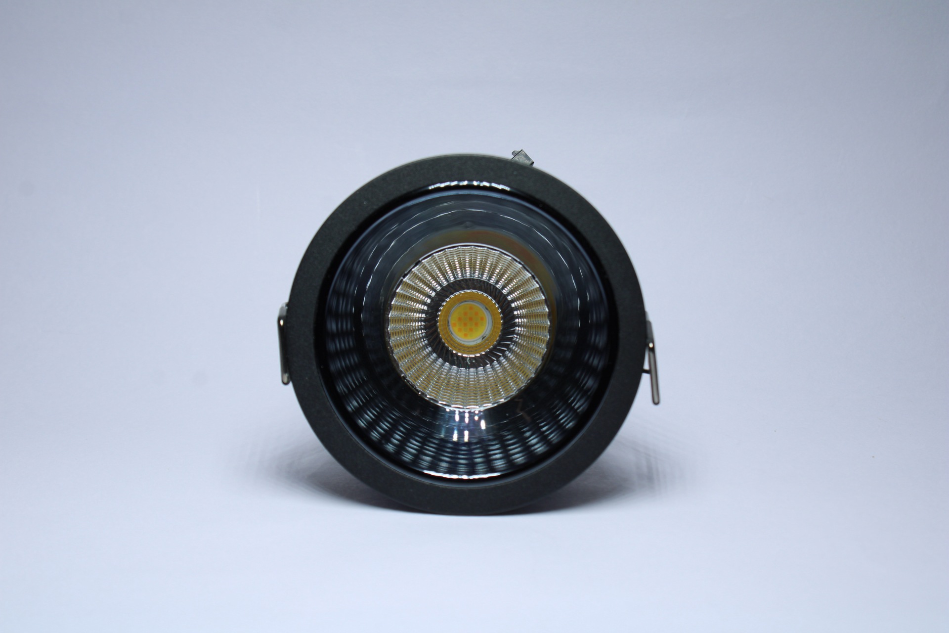 BLACK DELTA DEEP REFLECTOR FRONT